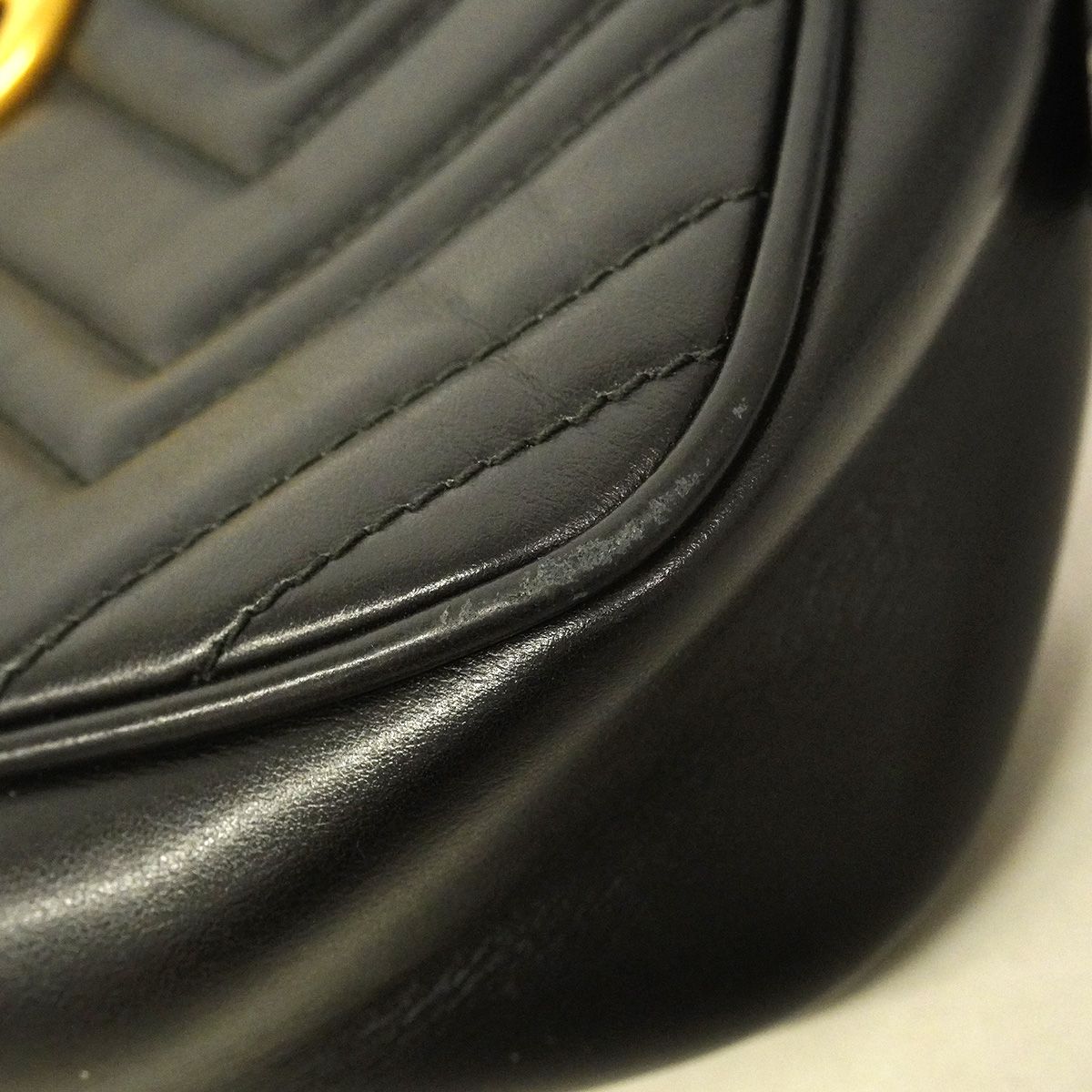 Gucci Shoulder Bag GG Marmont Leather Black Gold — view 6