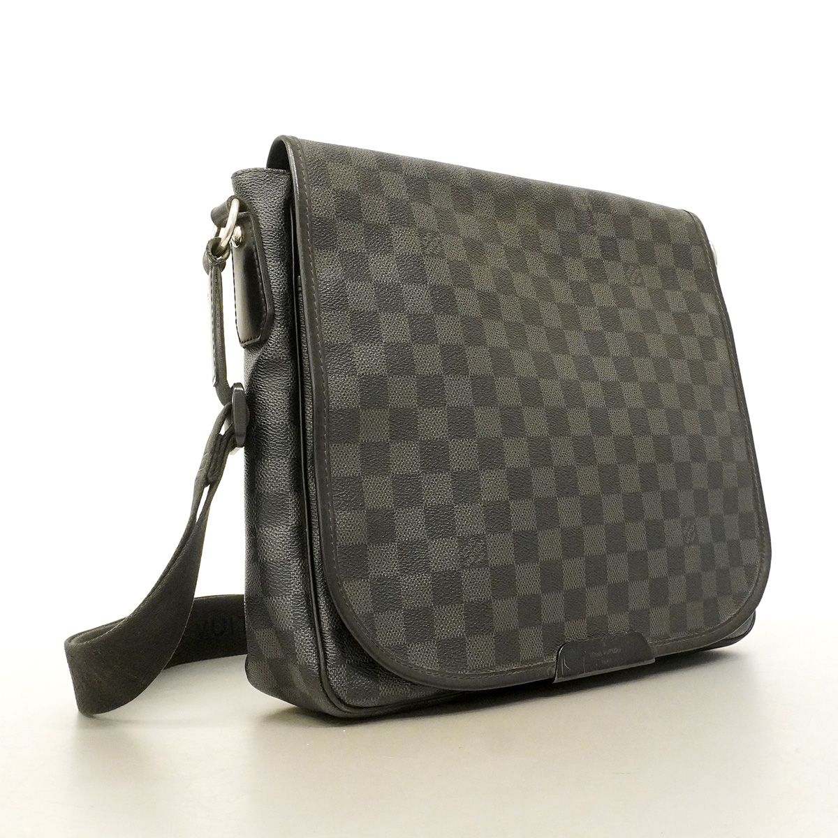 Louis Vuitton Shoulder Bag Damier Graphite Daniel MM Black Gray — view 2
