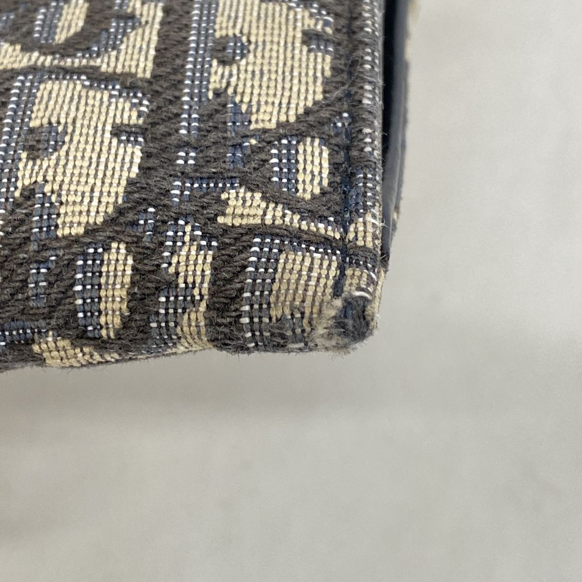 Dior Wallet on Chain Oblique Saddle Canvas Navy Gold Shoulder Bag — view 6