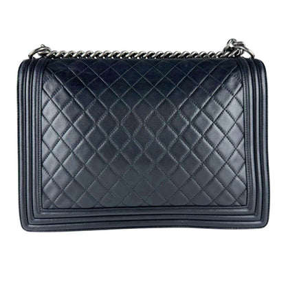 Chanel Shoulder Bag Boy Large — view 3
