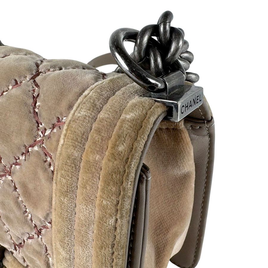 Chanel Shoulder Bag — view 5