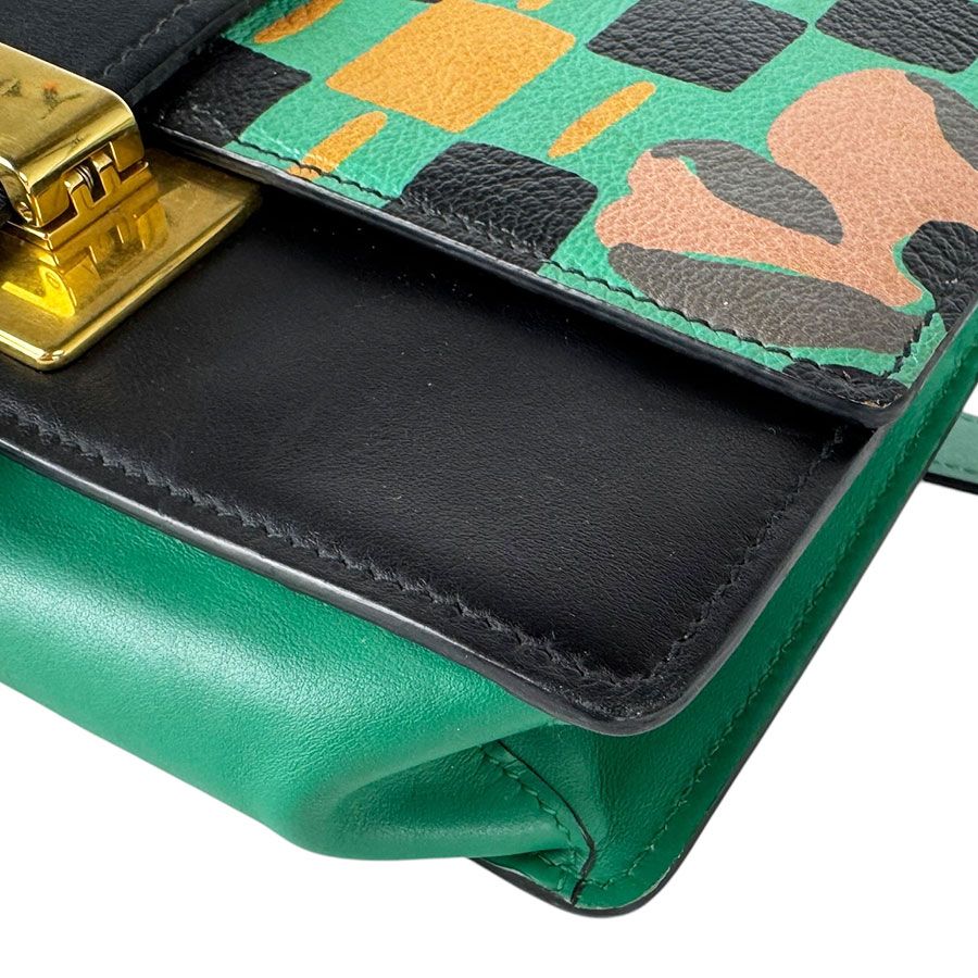 Prada Shoulder Bag Green — view 8
