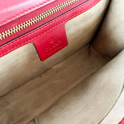 Gucci Shoulder Bag Sylvie — view 5