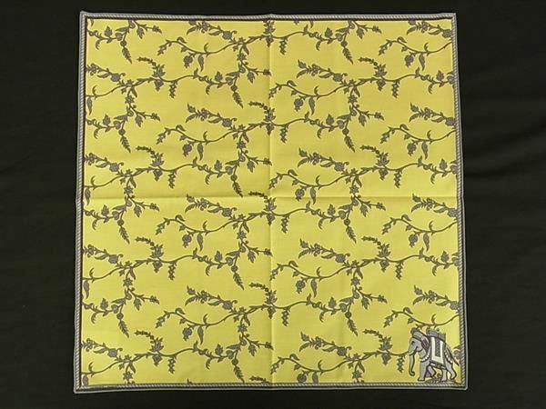 Hermes Chasse en Inde Indian Cotton Placemat Tablecloth Set — view 6