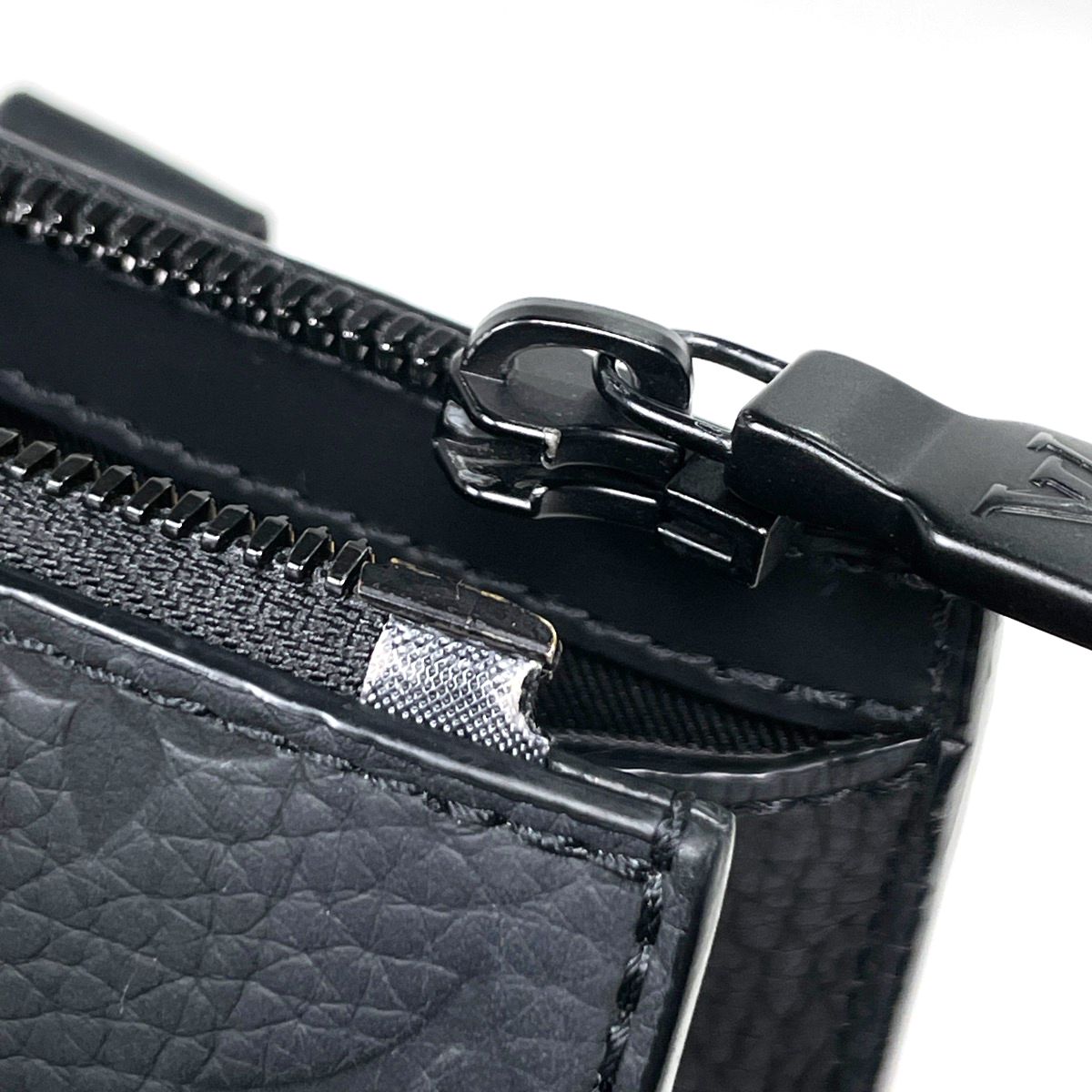 Louis Vuitton Sac Plat Cross Tote 2-Way Shoulder Bag Monogram Taurillon Noir — view 7