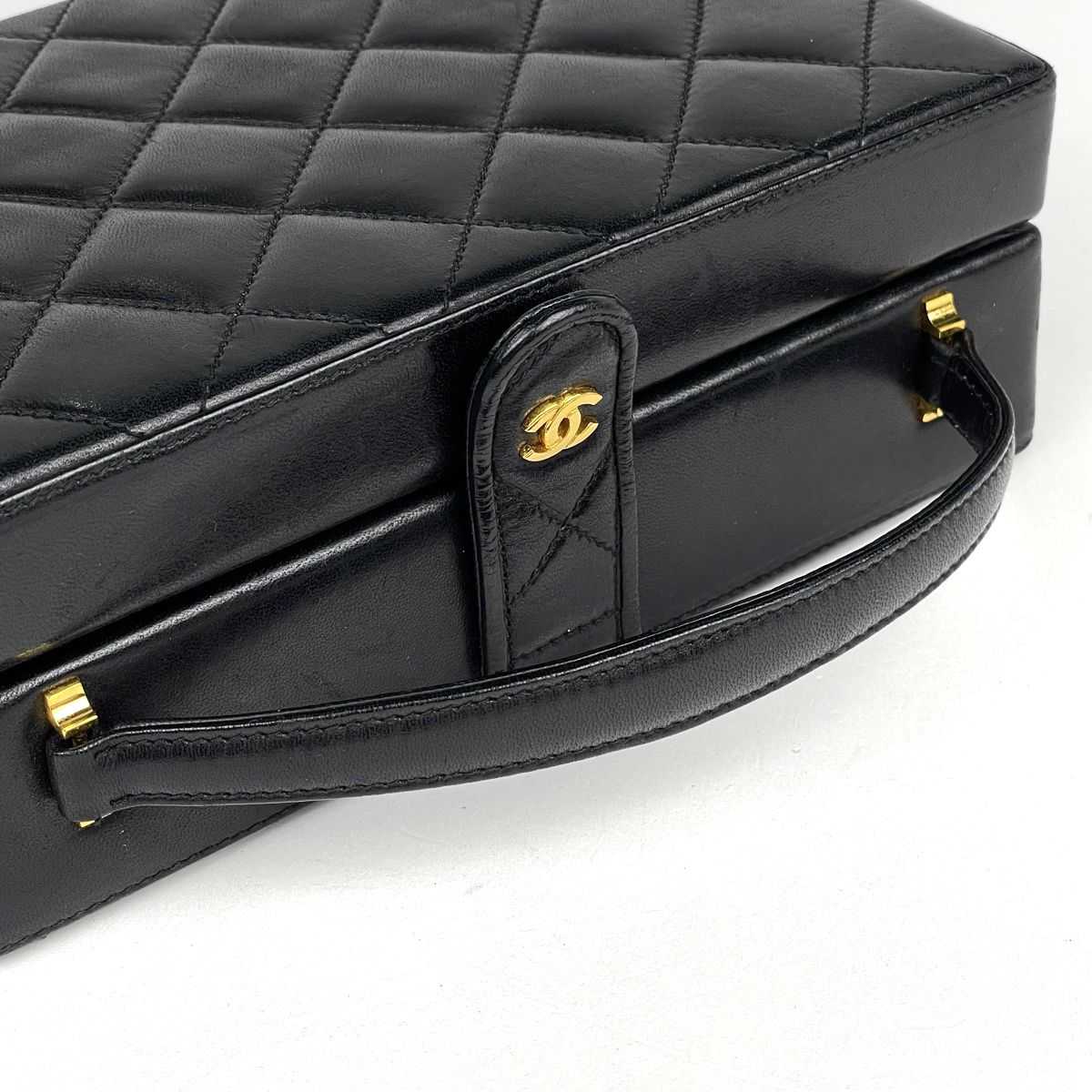 Chanel Handbag CC Logo 2-Way Leather Black — view 7