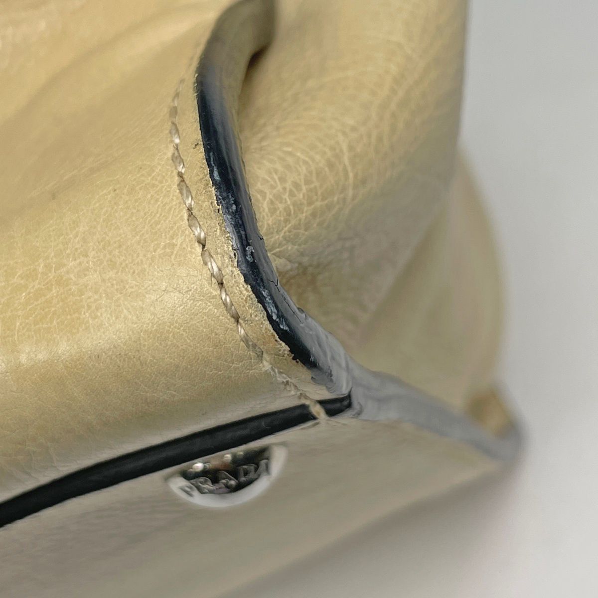 Prada Handbag Leather Beige — view 3