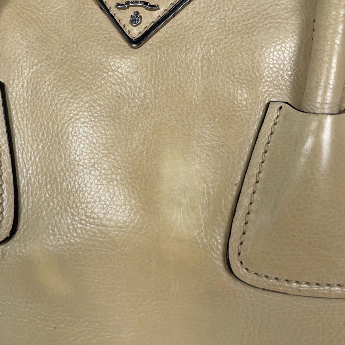Prada Handbag Leather Beige — view 4