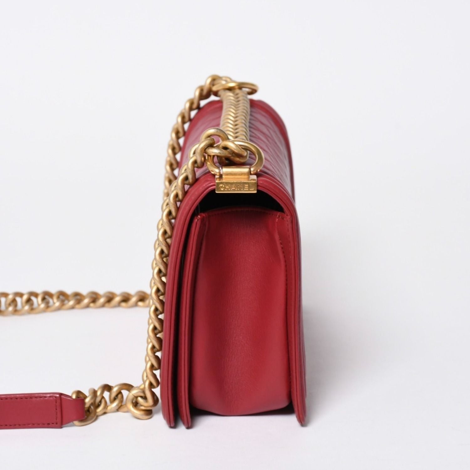 Chanel Boy Chain Shoulder Bag Lambskin CC Logo Pink Gold — view 4