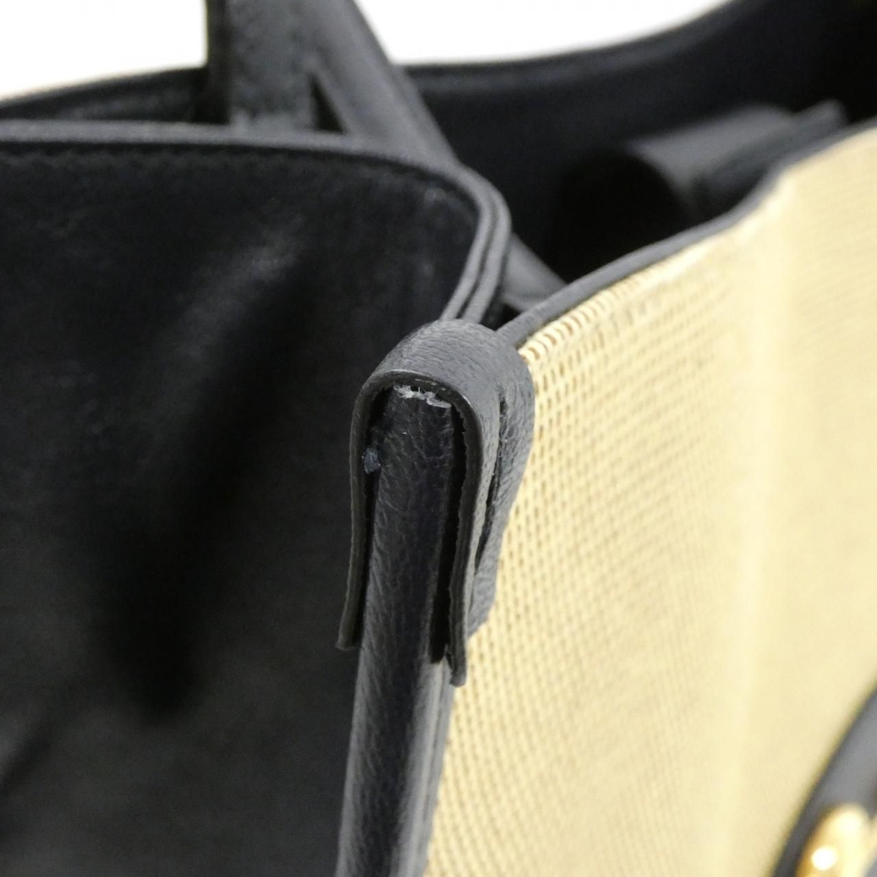 Gucci Bag Handbag Beige — view 4