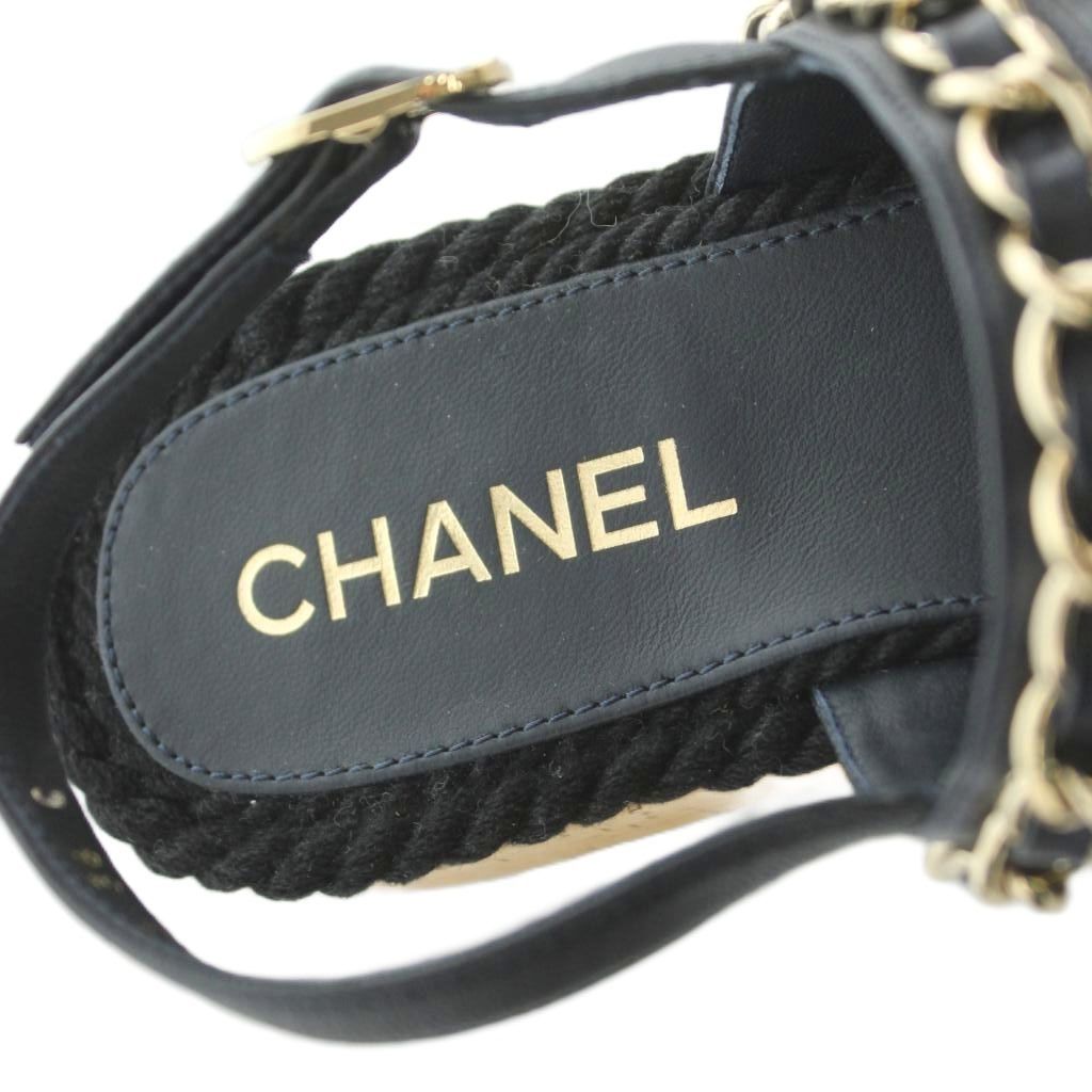 Chanel 21P CC Logo Chain Sandals Leather Black — view 8