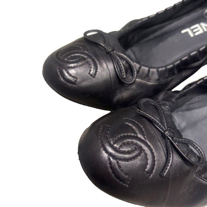 Chanel Ballet Shoes CC Logo Black — view 3