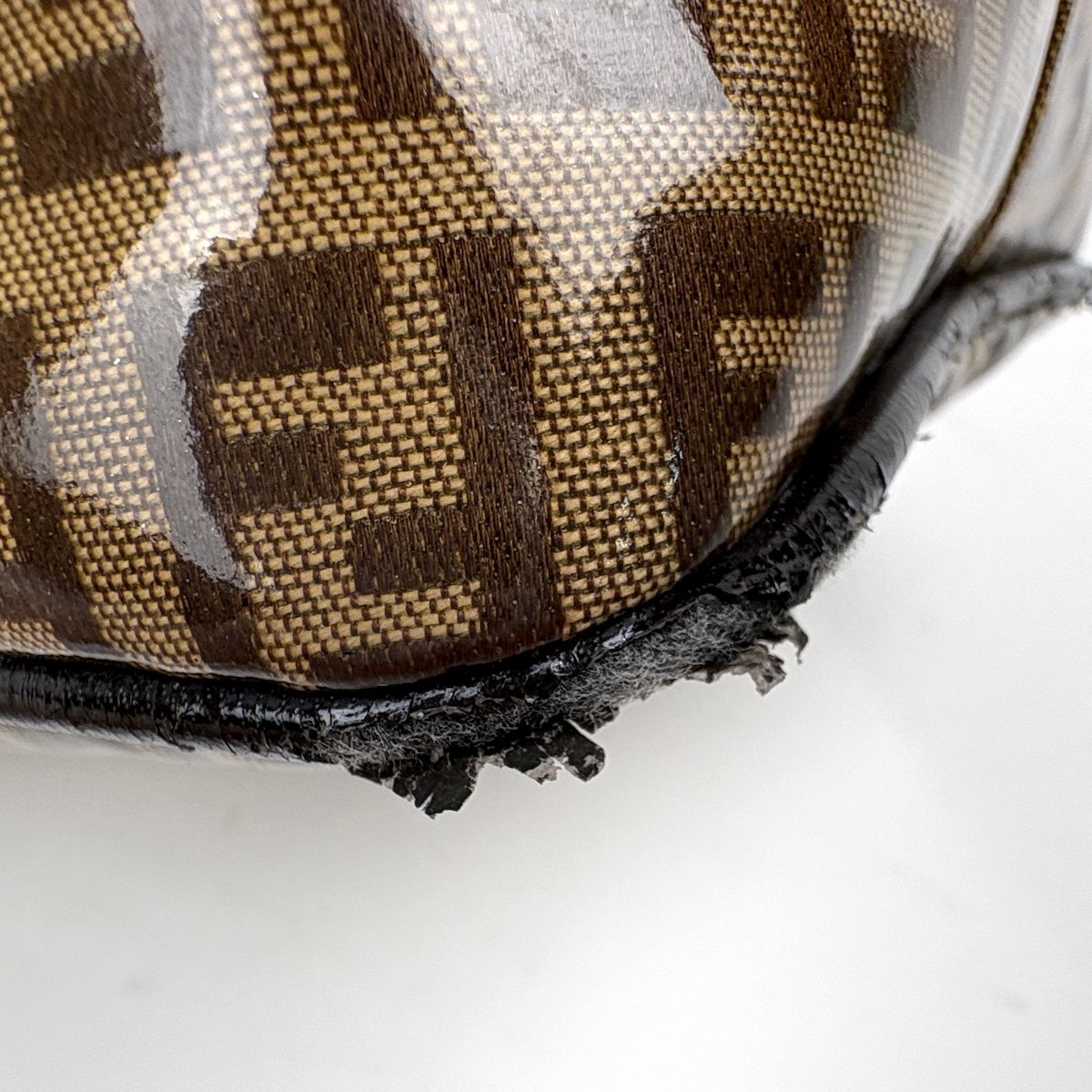 Fendi Zucchino Shoulder Bag Brown — view 3