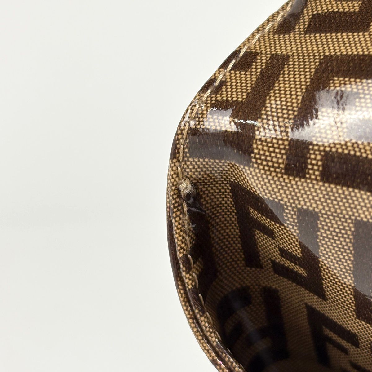 Fendi Zucchino Shoulder Bag Brown — view 7