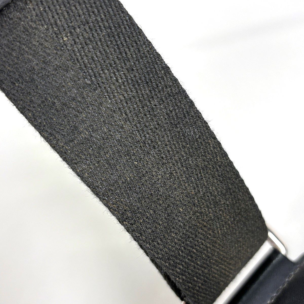 Louis Vuitton Avenue Sling Bag Damier Graphite Noir — view 6