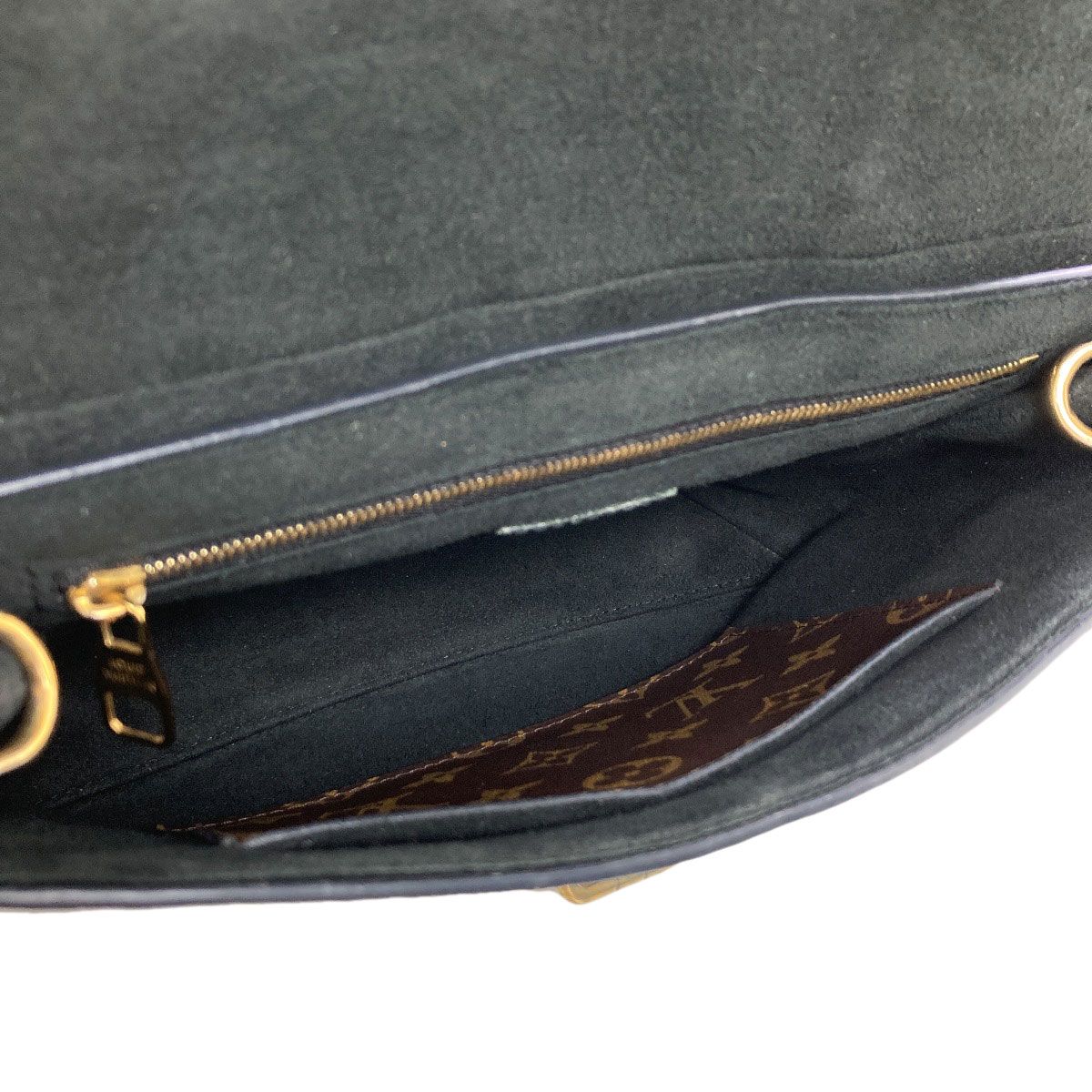 Louis Vuitton Flap Bag MM Handbag Monogram Canvas — view 5
