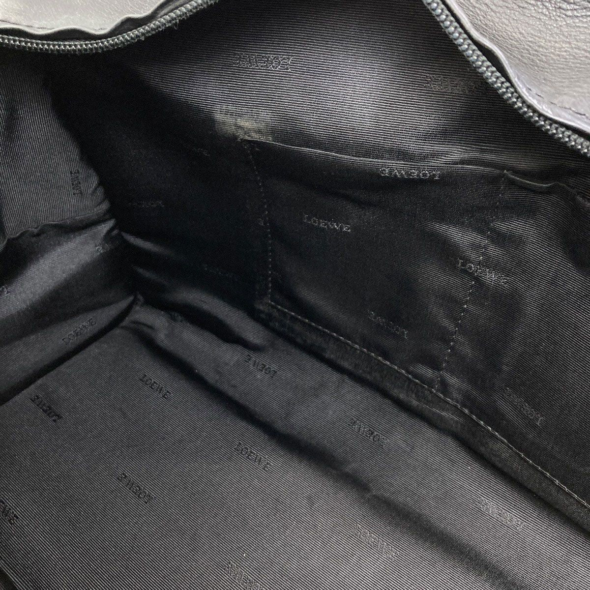 Loewe Amazona Handbag Calfskin — view 7