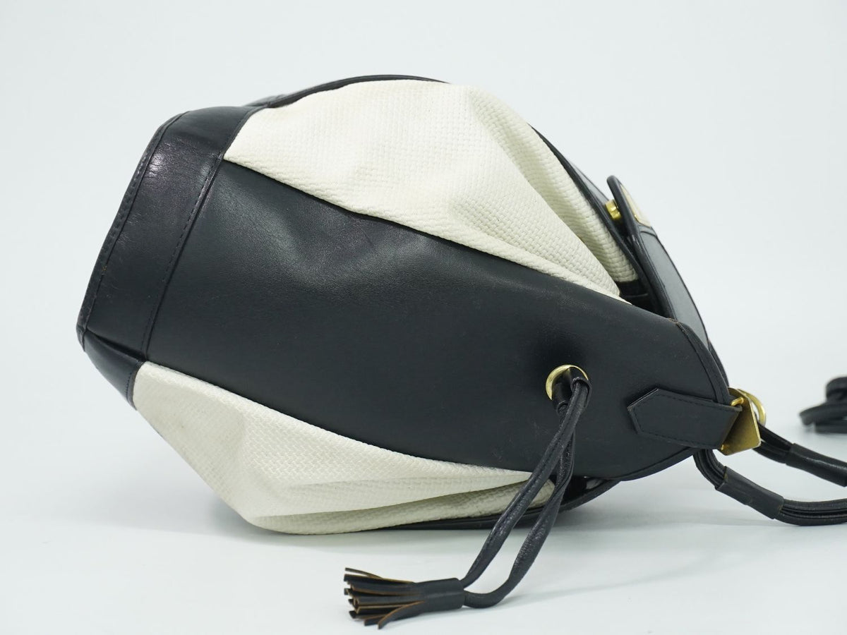 Saint Laurent YSL Drawstring Shoulder Bag Pochette Leather White Navy — view 4