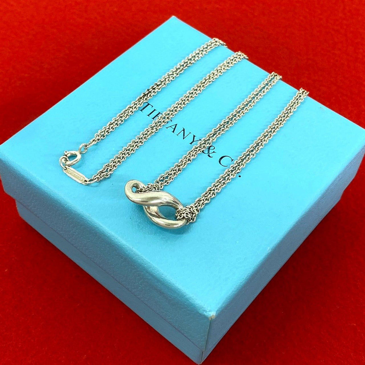 Tiffany & Co Vintage Infinity Necklace 925 Sterling Silver Pendant