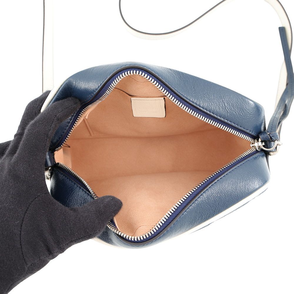 Gucci Chain Shoulder Bag GG Marmont Quilted Small Leather — view 5
