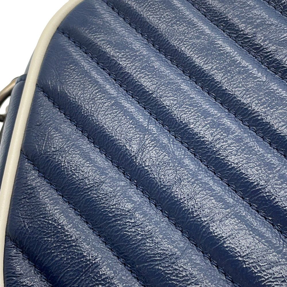 Gucci Chain Shoulder Bag GG Marmont Quilted Small Leather — view 8