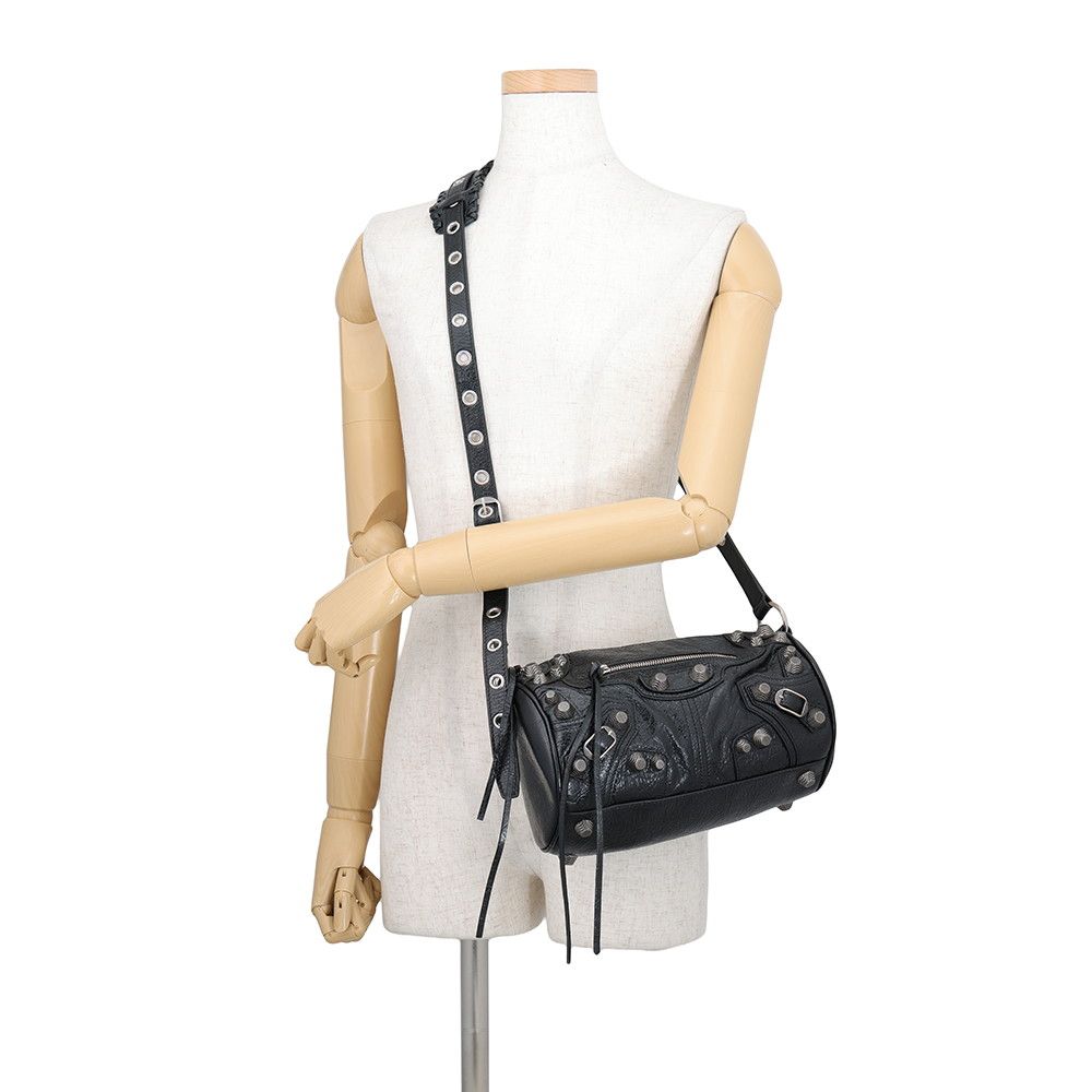 Balenciaga Shoulder Bag le Cagole Cylinder Leather Black — view 4