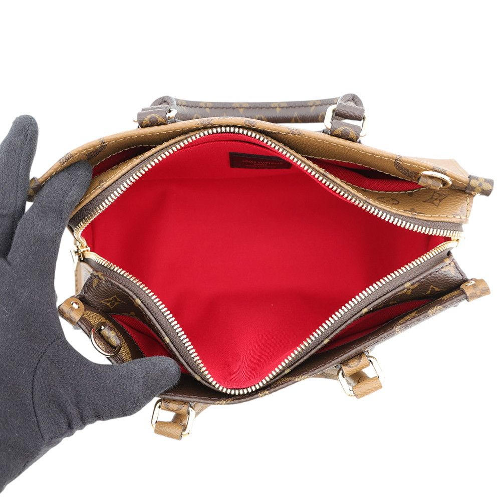 Louis Vuitton Handbag Monogram Reverse Giant On The Go East West Chain — view 7