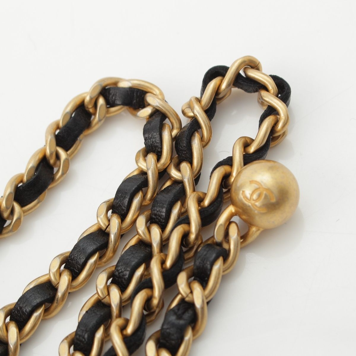 Chanel Quilted Lambskin Vanity Mini Ball Chain Shoulder Bag Black — view 8