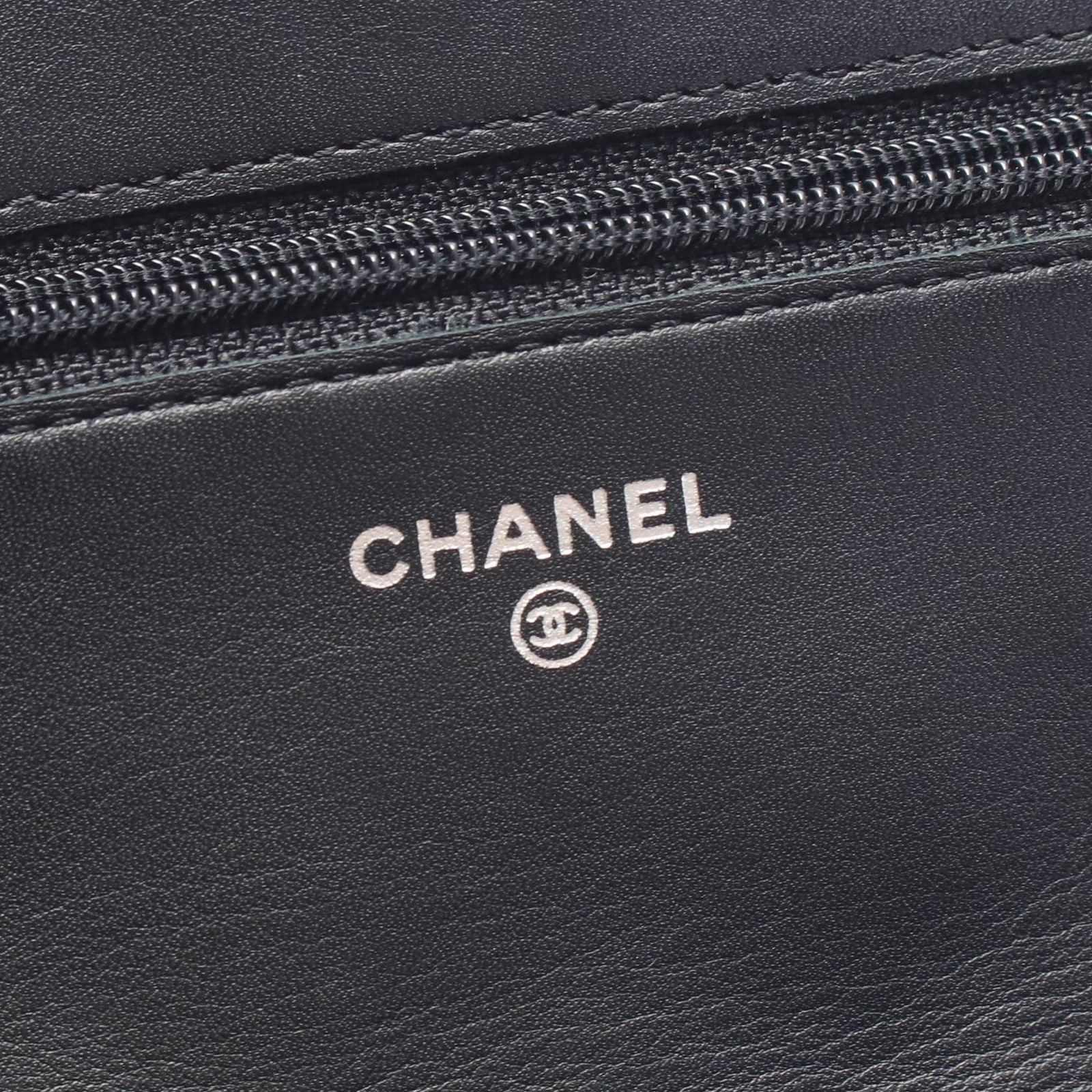 Chanel Shoulder Bag Quilted Black Patent Leather Chain Wallet — view 4
