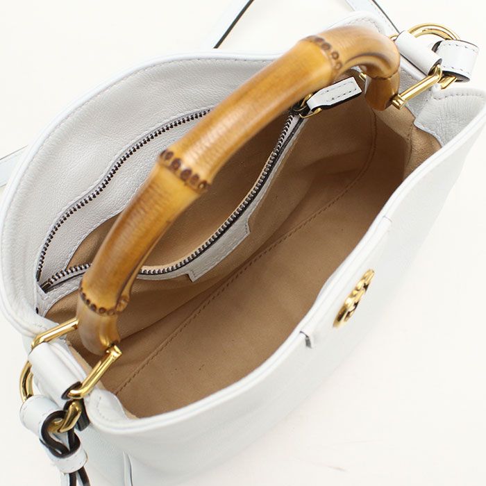 Gucci 2-Way Diana Handbag Leather — view 3