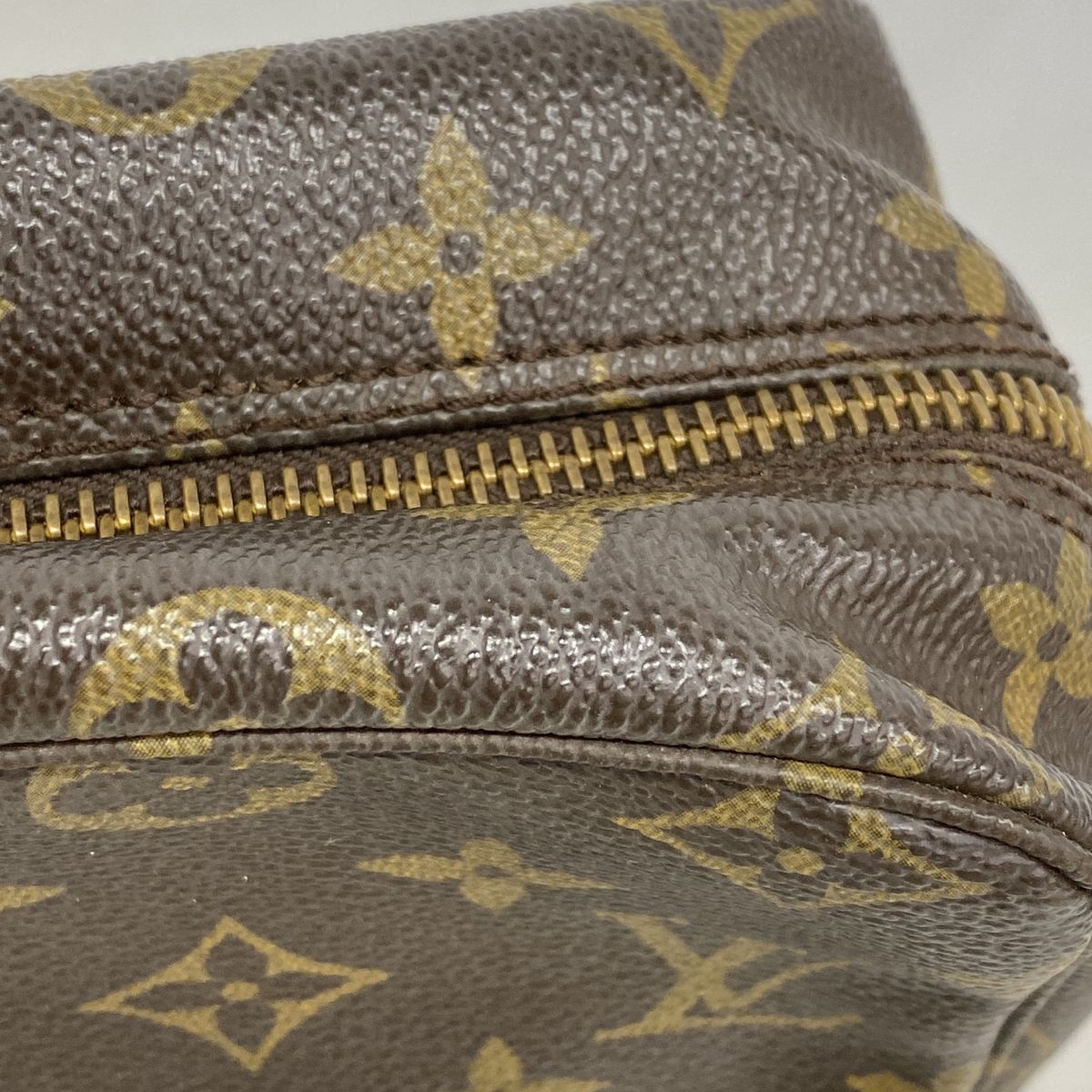 Louis Vuitton Pouch Monogram Trousse Toilet 28 Brown — view 7