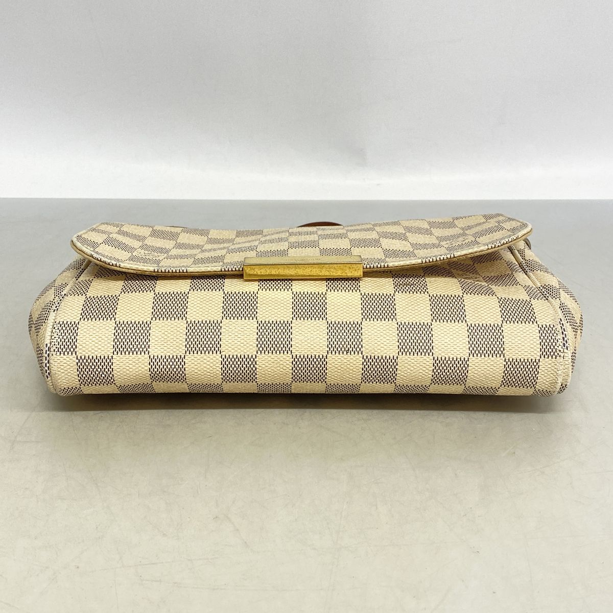 Louis Vuitton Handbag Damier Azur Favorite MM White 2-Way Bag — view 3