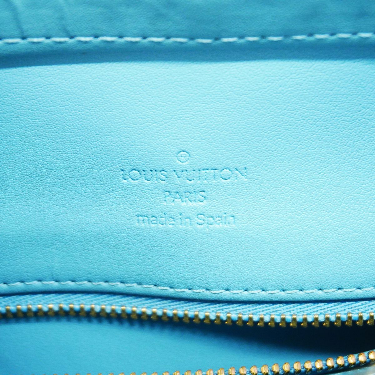Louis Vuitton Tote Bag Vernis Houston Baby Blue — view 5