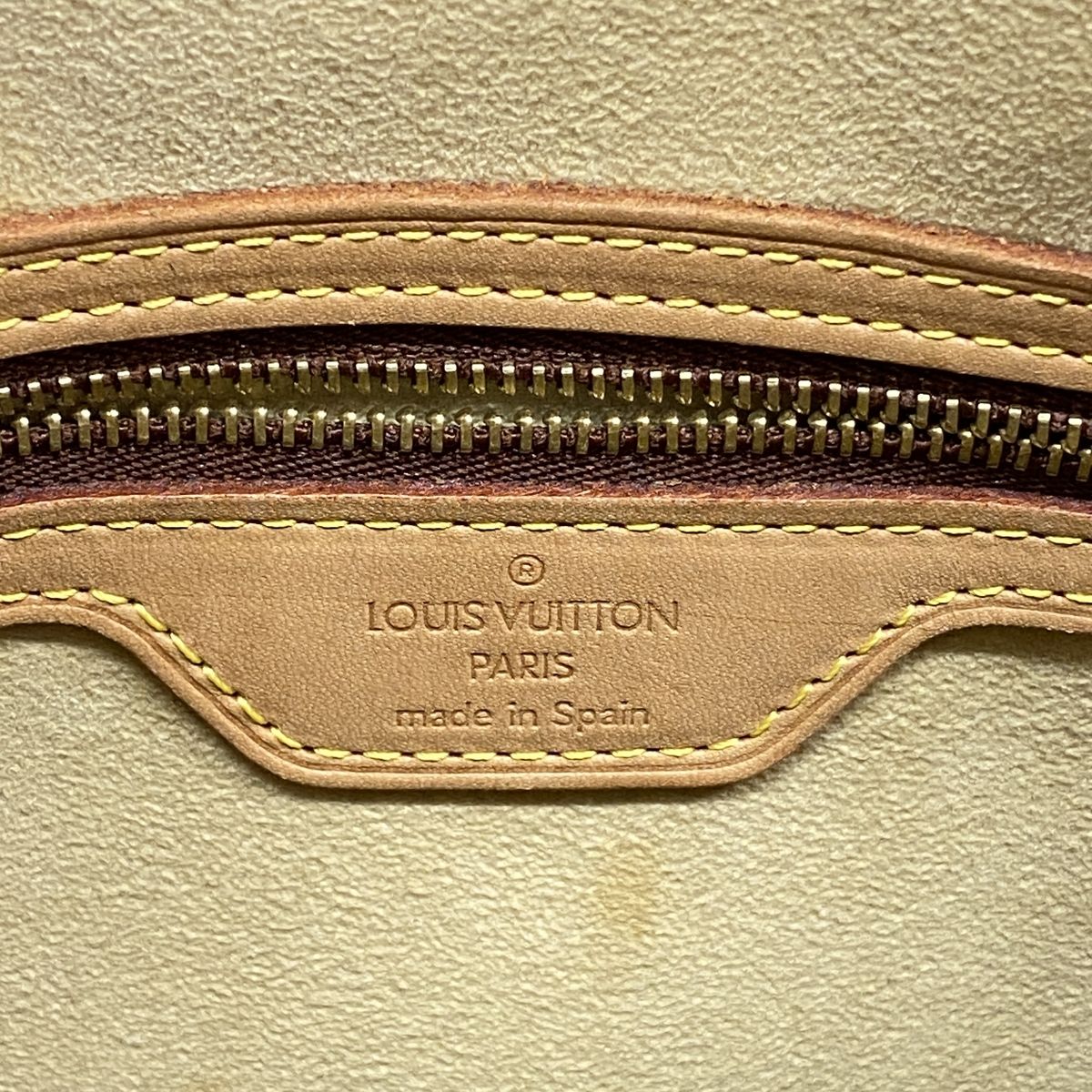 Louis Vuitton Shoulder Bag Monogram Looping GM Brown — view 5
