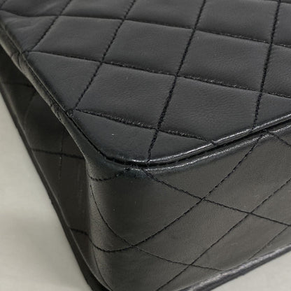 Chanel Shoulder Bag Quilted Lambskin Black Gold — view 7