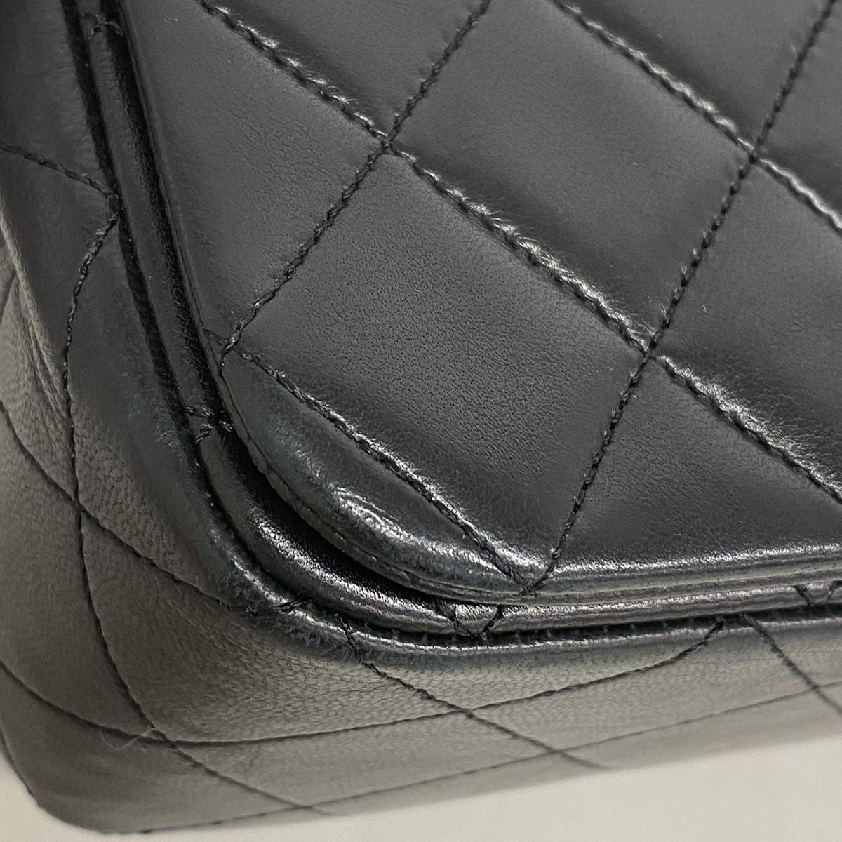 Chanel Shoulder Bag Quilted Lambskin Black Gold — view 6