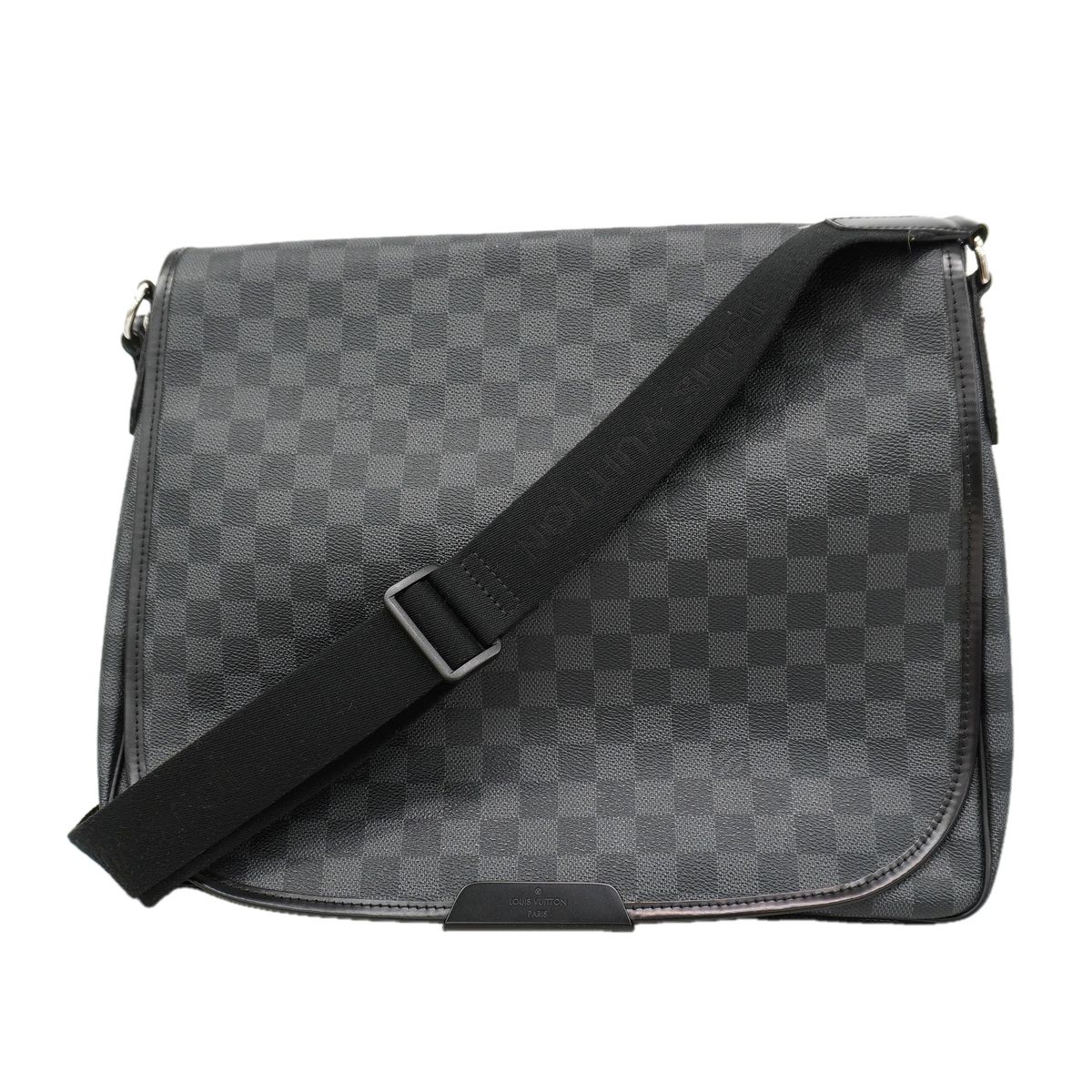 Louis Vuitton Shoulder Bag Damier Graphite District GM Black Gray