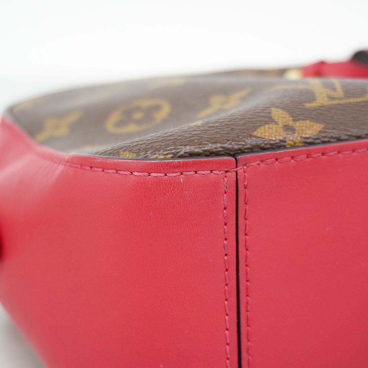 Louis Vuitton Shoulder Bag Monogram Saintonge Brown Freesia — view 6