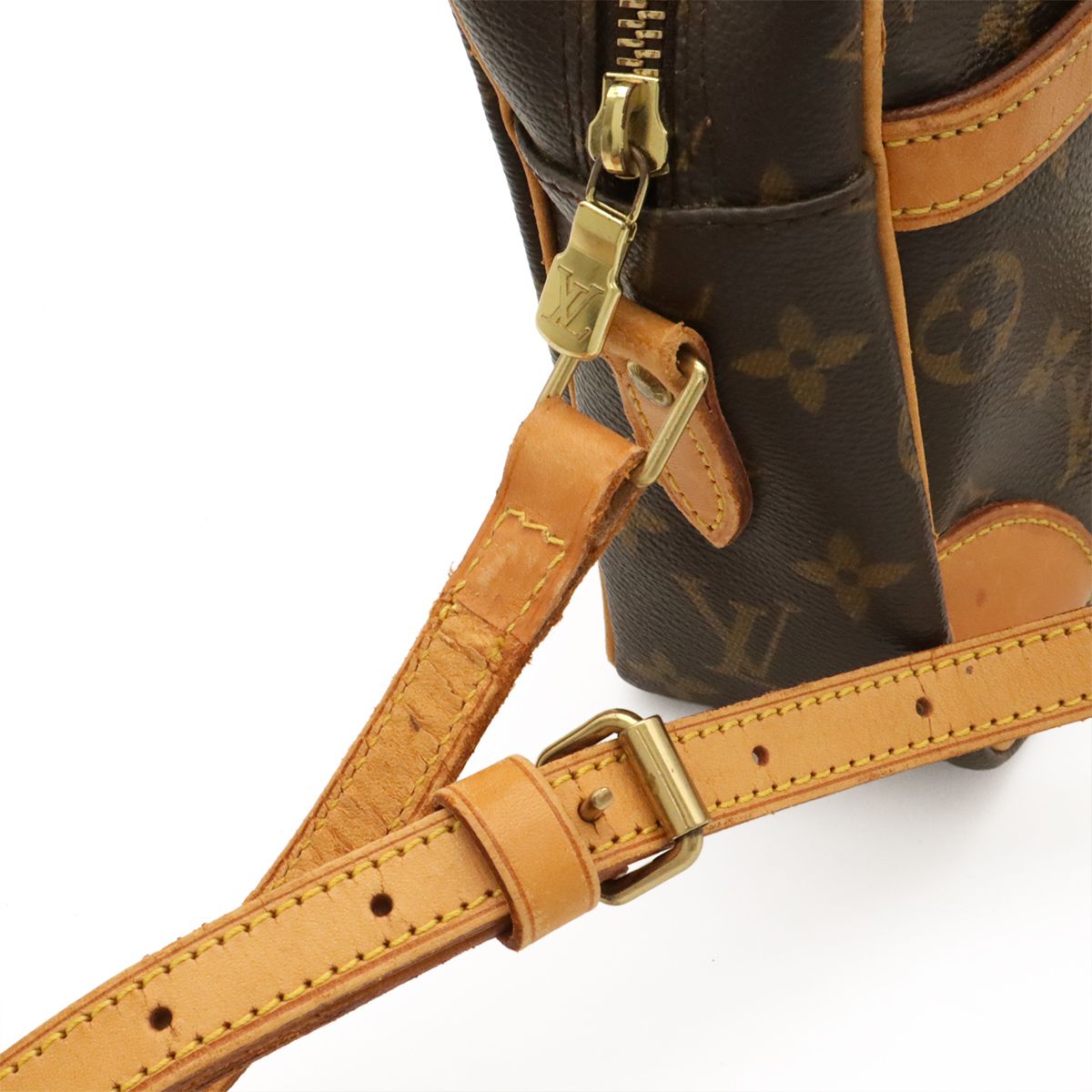 Louis Vuitton Monogram Trocadero 27 Shoulder Bag — view 4
