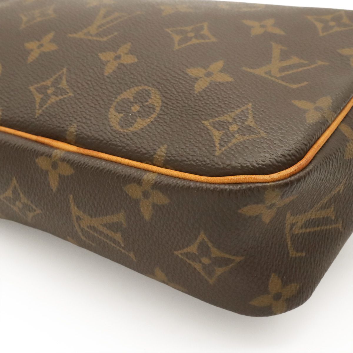 Louis Vuitton Monogram Pochette Cite Shoulder Bag — view 3
