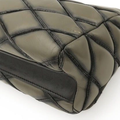 Louis Vuitton Maltage Chain Shoulder Bag Matelasse Pattern Leather Anthracite — view 3
