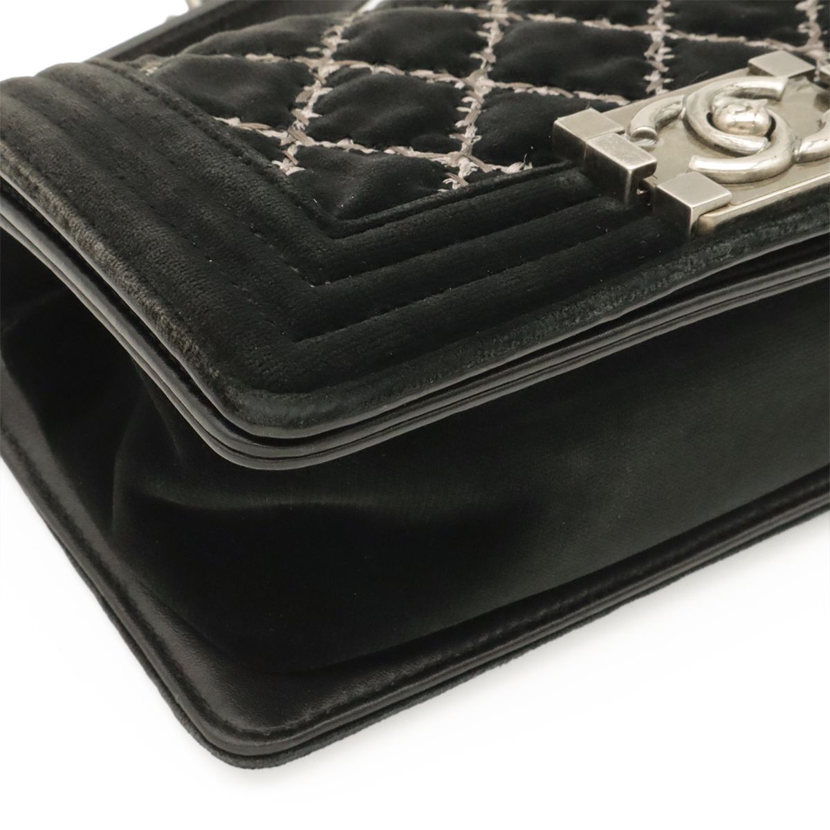 Chanel Boy Quilted CC Logo Chain Shoulder Bag Crossbody Velour Black Silver — view 3