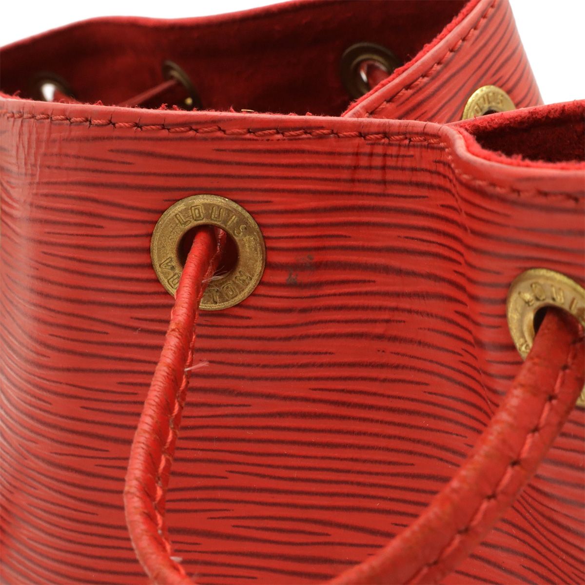 Louis Vuitton Epi Petit Noe Shoulder Bag Leather Castilian — view 4