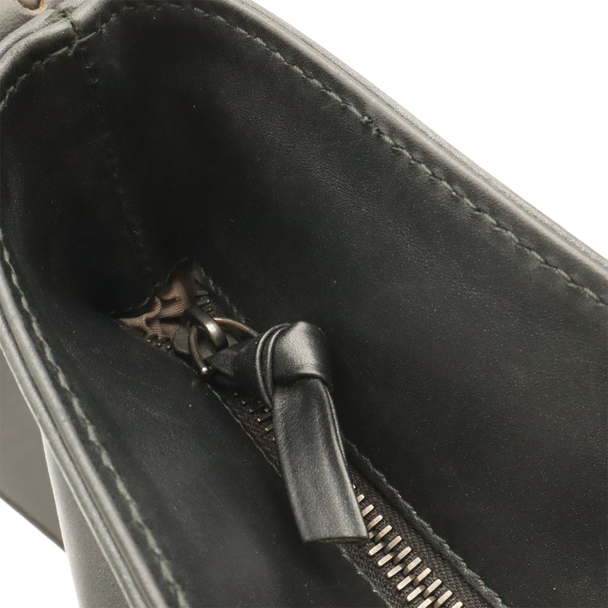 Bottega Veneta Intrecciato Shoulder Bag Crossbody Leather Black — view 6
