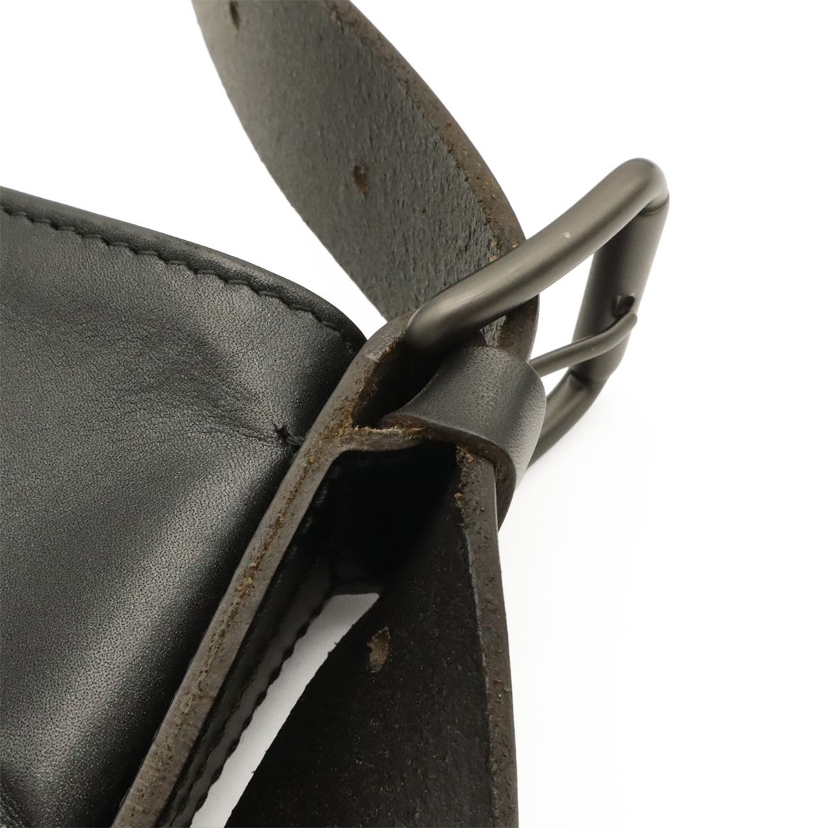 Bottega Veneta Intrecciato Shoulder Bag Crossbody Leather Black — view 5
