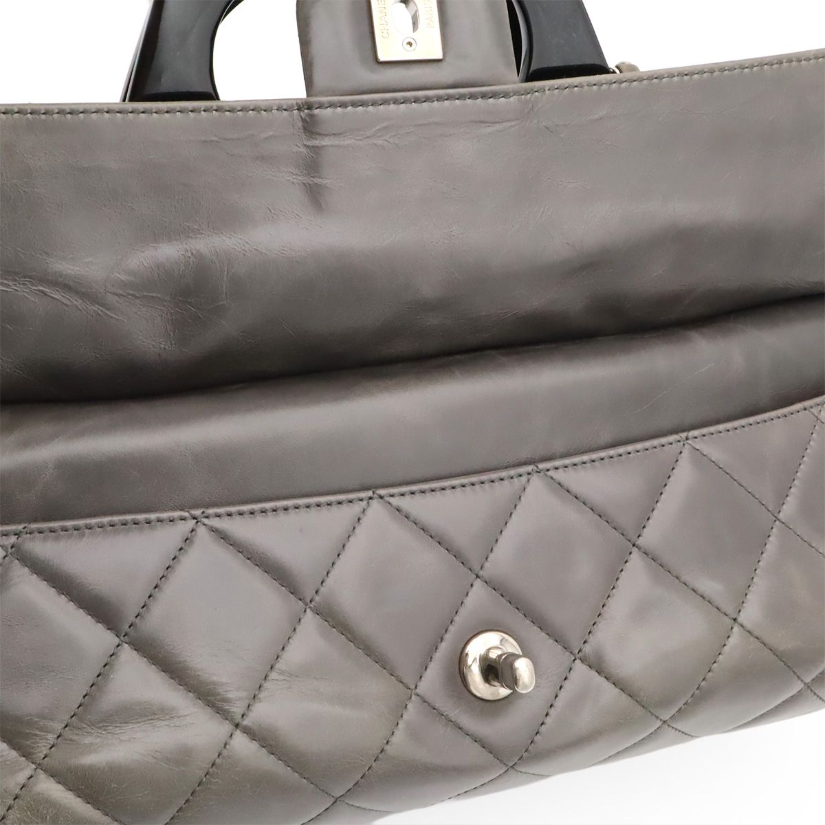 Chanel Quilted CC Delivery 2-Way Chain Shoulder Bag Calfskin Gray Black Silver — view 7