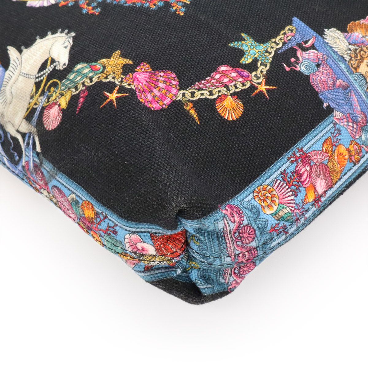 Versace Coral Theater la Medusa Tote Bag Canvas Black Multicolor Pop Up Limited — view 3