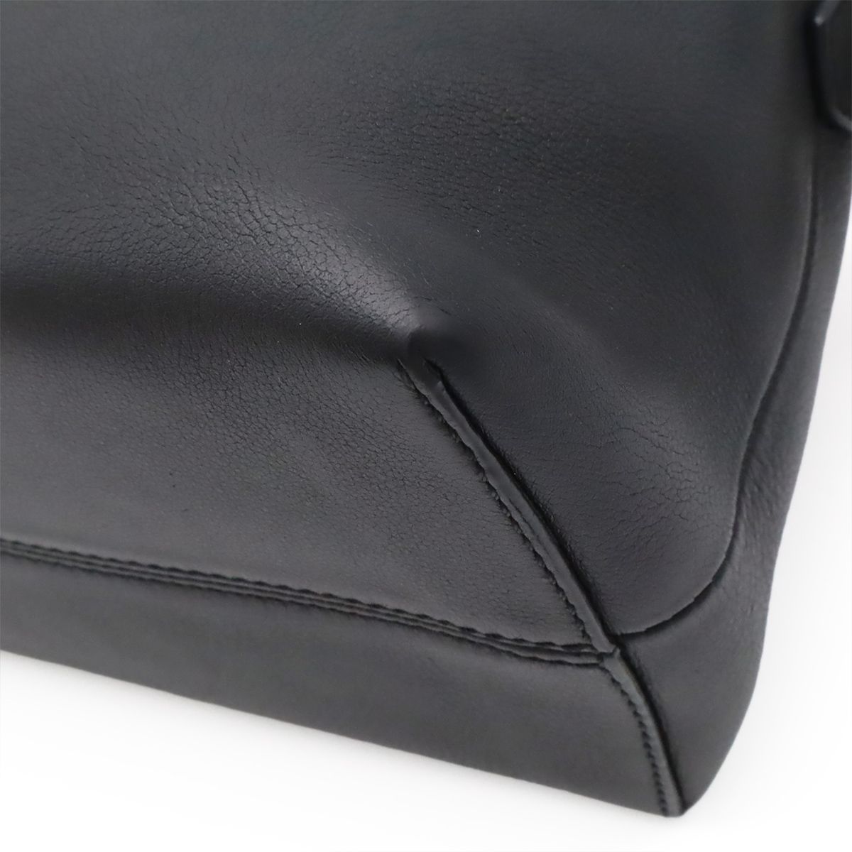 Fendi by the Way 2-Way Shoulder Bag Leather Black Silver — view 3