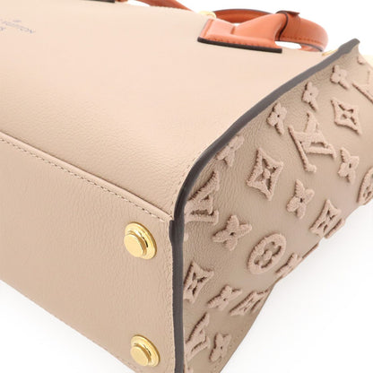 Louis Vuitton Monogram Tufting on My Side MM 2-Way Shoulder Bag Leather Gale — view 3