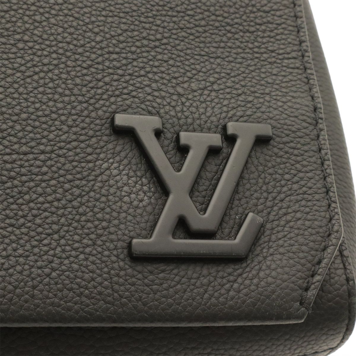 Louis Vuitton LV Aerogram Takeoff Messenger Shoulder Bag Leather Noir Black — view 5